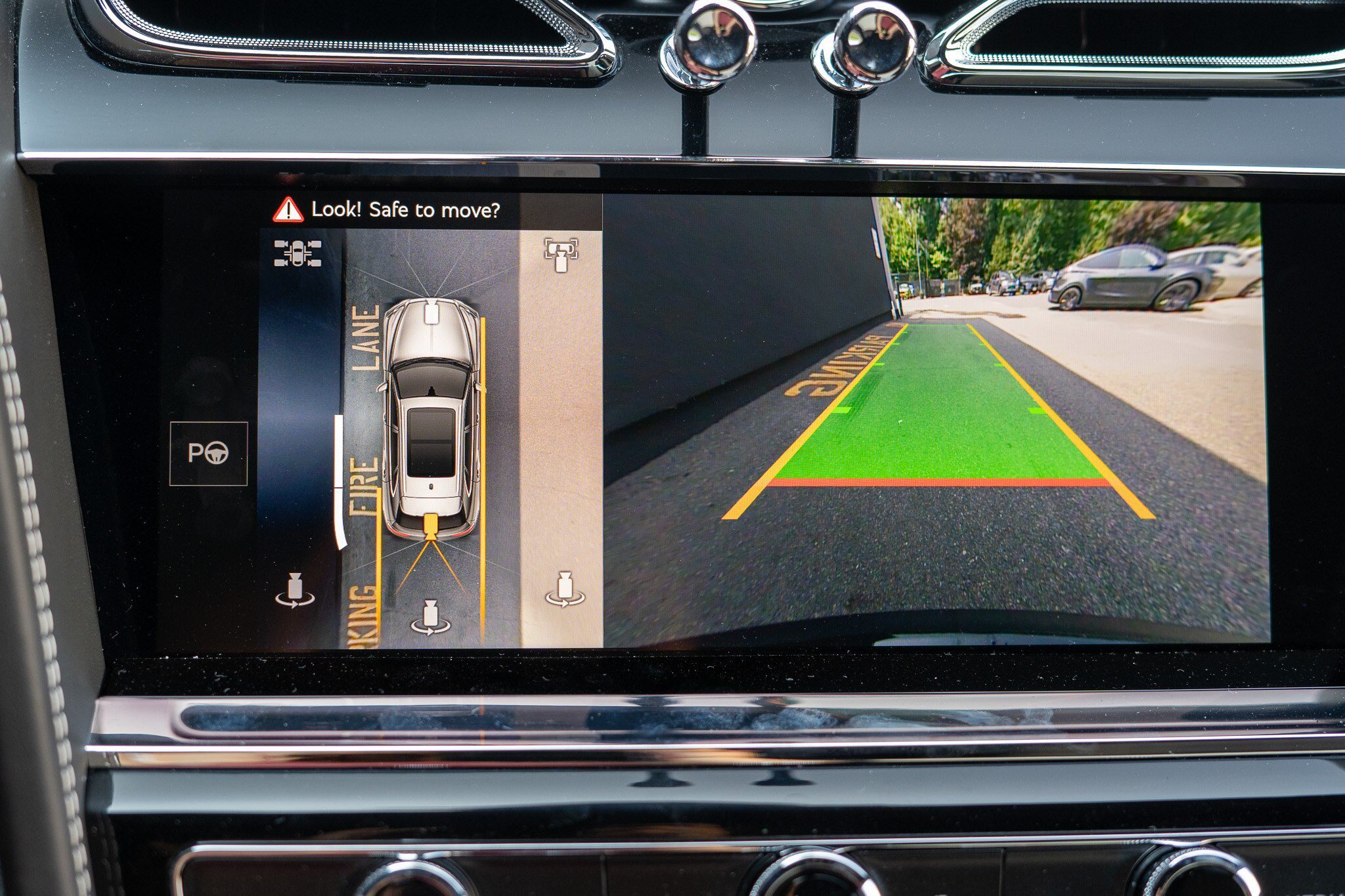 New 2026 Bentley Bentayga AWD/4WD image 23