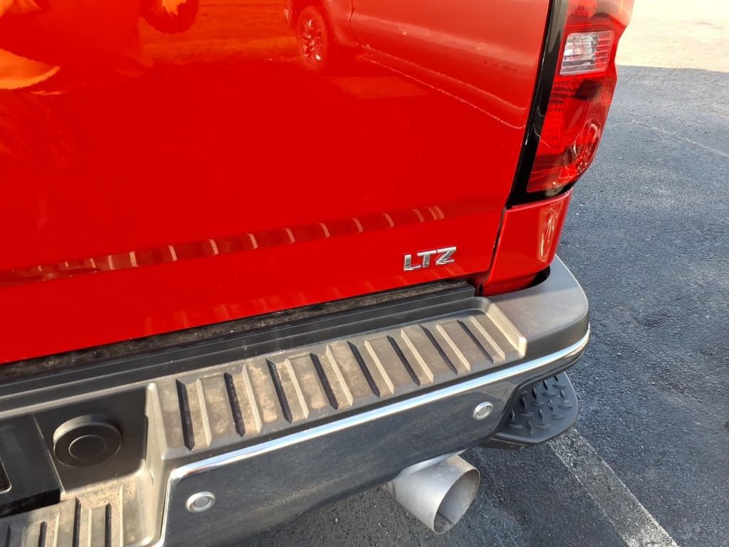 Used 2019 Chevrolet Silverado 2500 LTZ w/ Duramax Plus Package AWD/4WD image 5