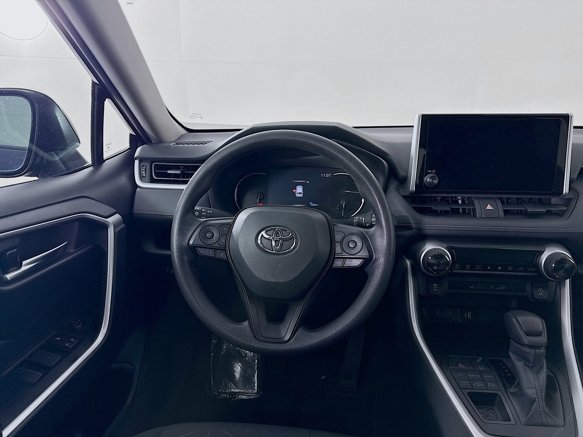 Certified 2025 Toyota RAV4 XLE AWD/4WD image 20