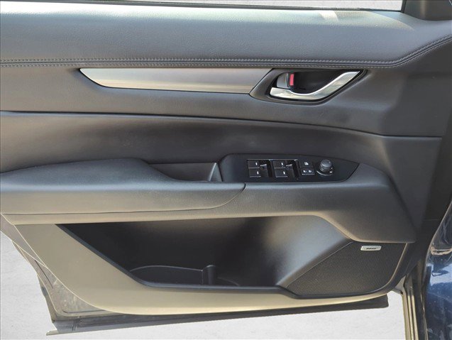 Used 2018 MAZDA CX-5 Touring w/ Preferred Equipment Package FWD image 8