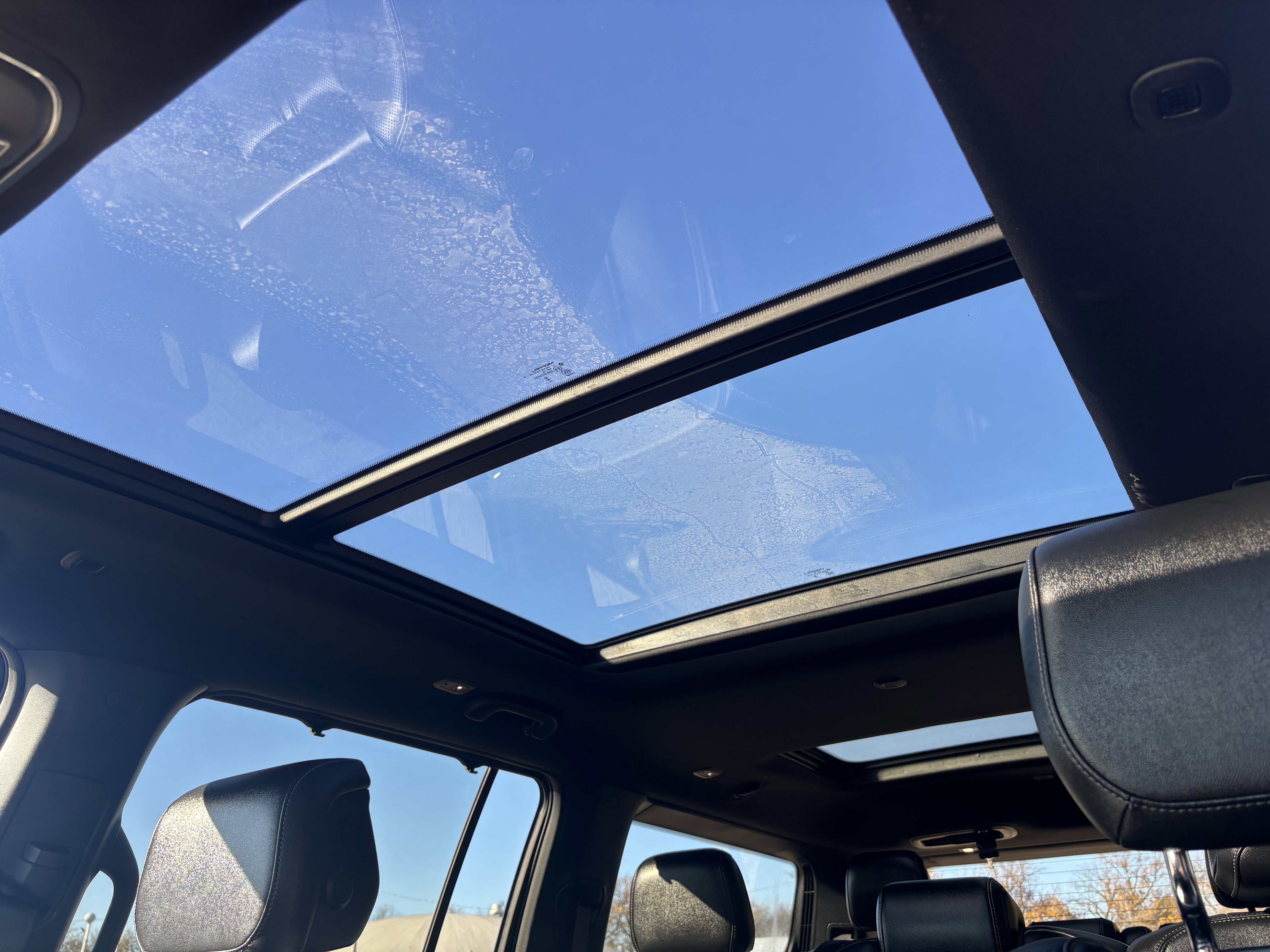 Used 2024 Jeep Wagoneer 4WD w/ Premium Group I image 24