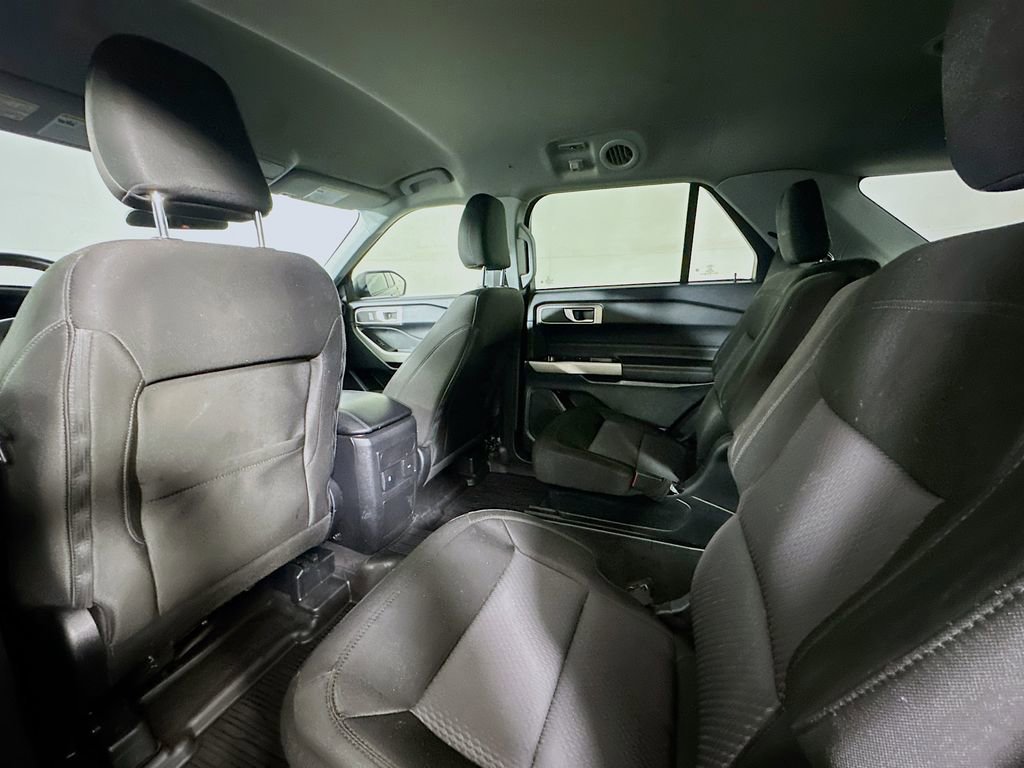 Used 2023 Ford Explorer XLT RWD image 12