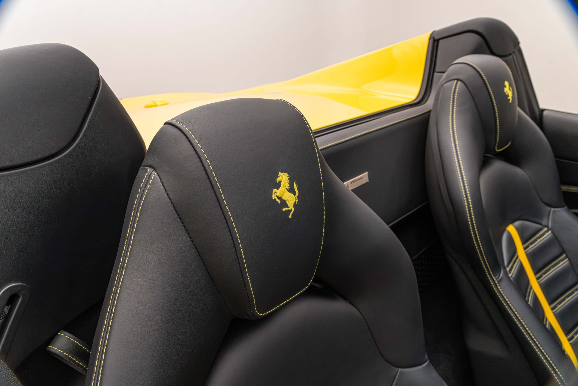 Certified 2022 Ferrari F8 Tributo RWD image 40