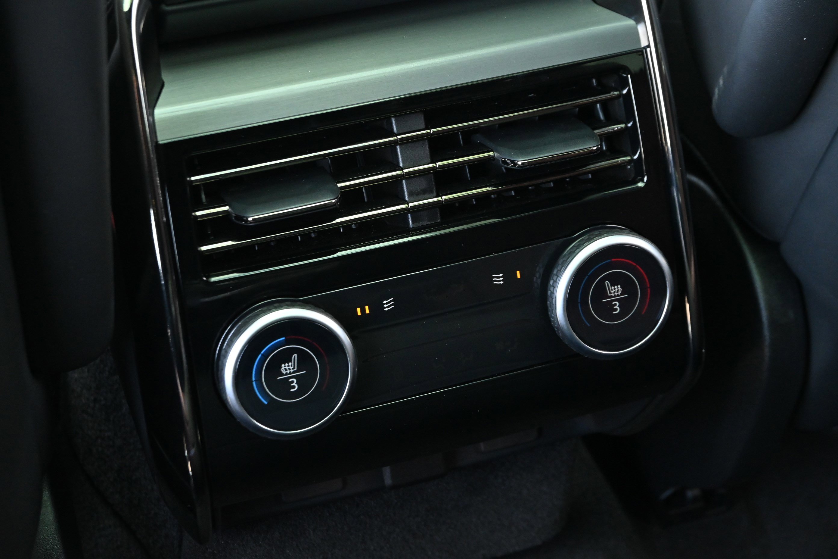 Used 2025 Land Rover Range Rover Sport Dynamic SE AWD/4WD image 29