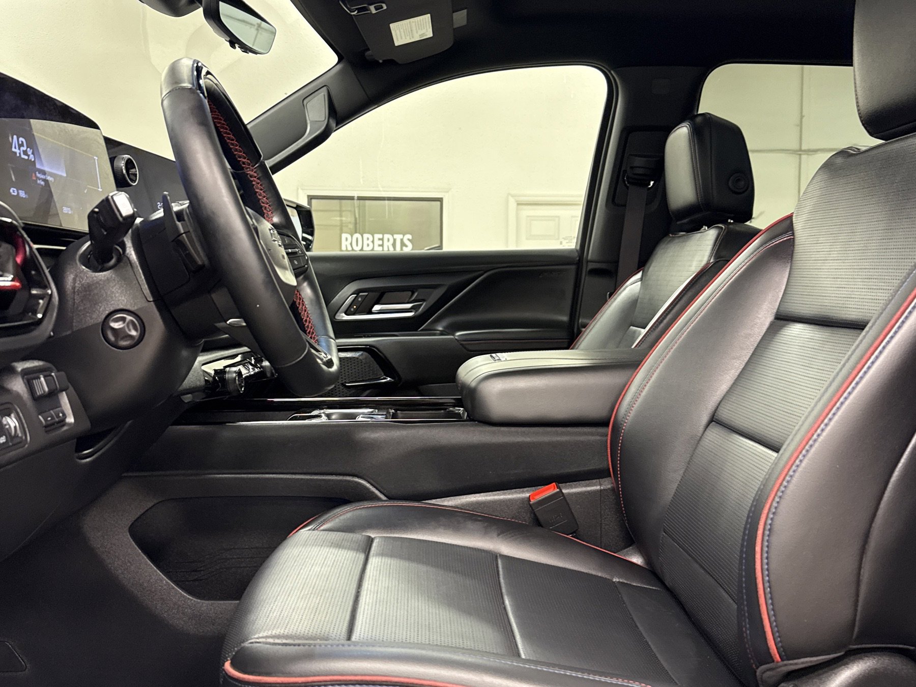 Used 2024 Chevrolet Silverado EV RST image 5