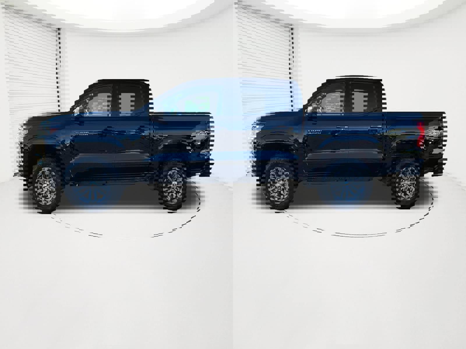 New 2026 Chevrolet Colorado LT image 2