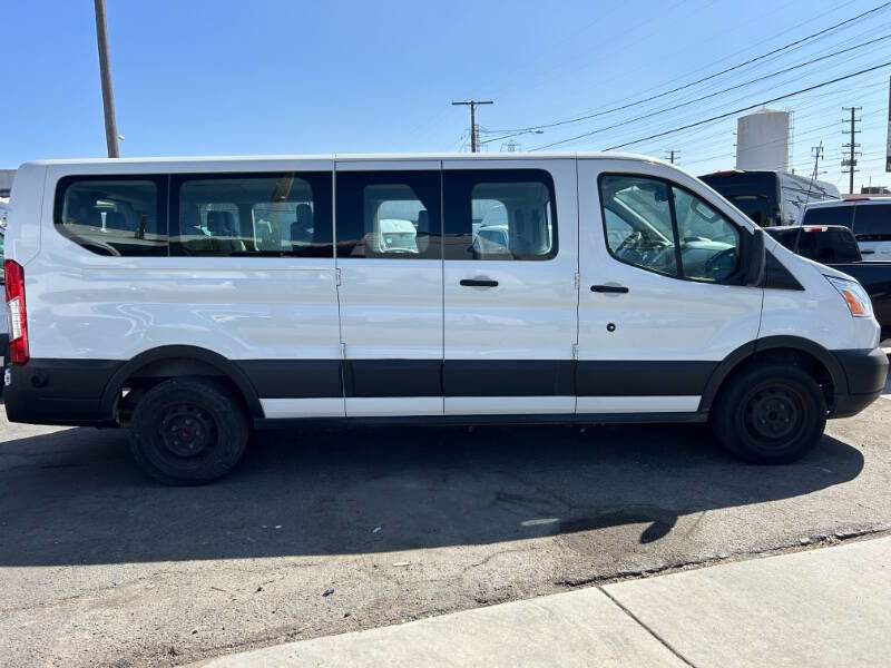 Used 2019 Ford Transit 350 XLT image 7