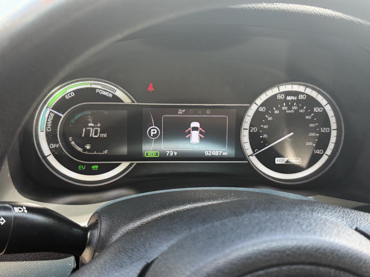 Used 2019 Kia Niro LX FWD image 15