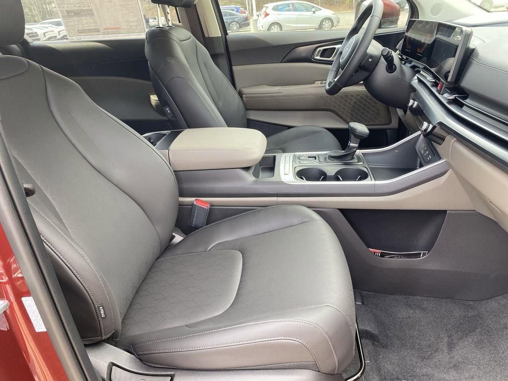 New 2026 Kia Carnival image 27