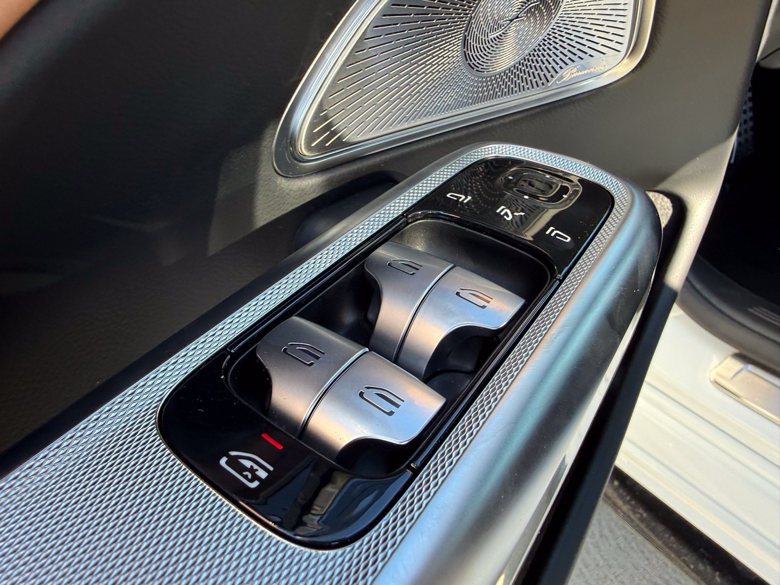 New 2026 Mercedes-Benz E 53 AMG e 4MATIC Sedan image 16