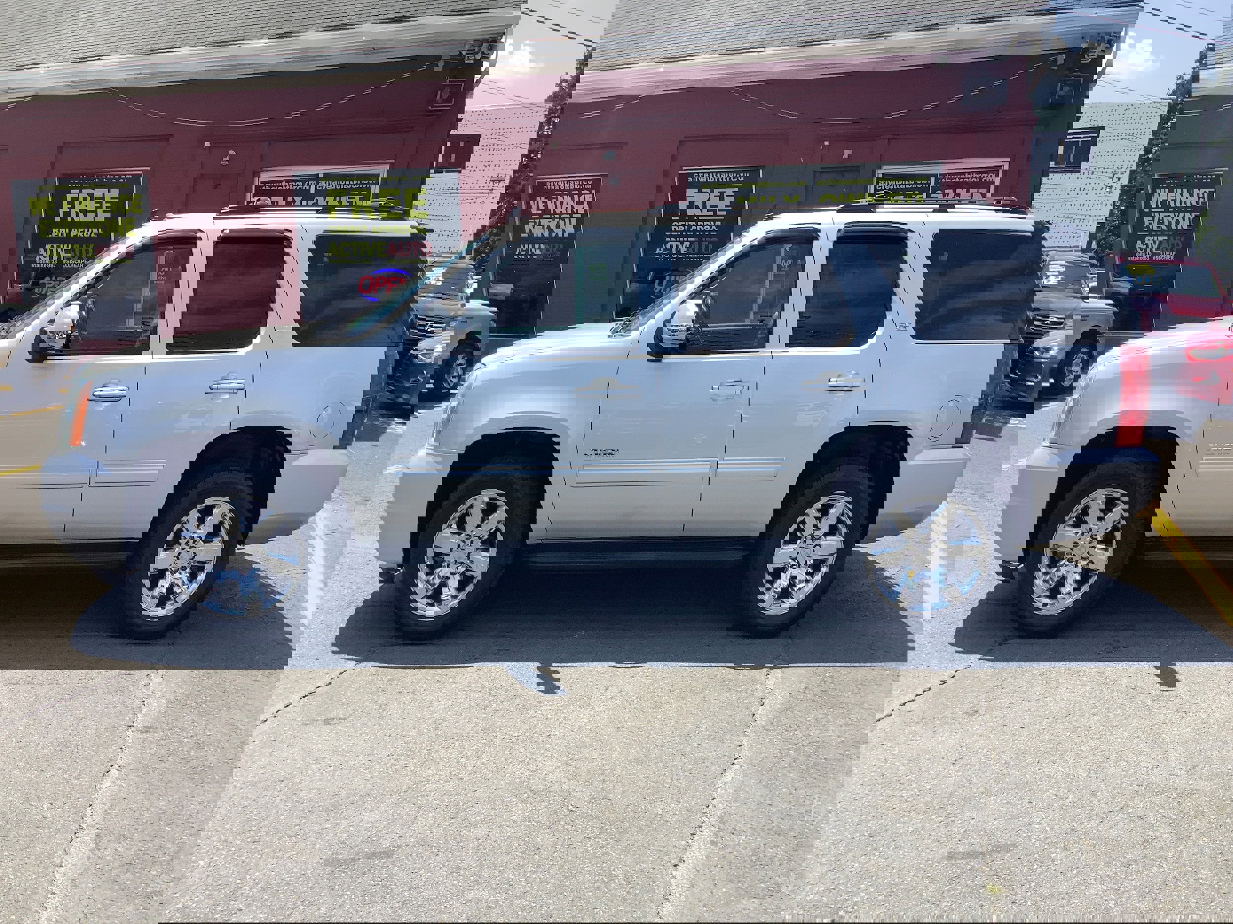 Used 2013 GMC Yukon SLT image 4