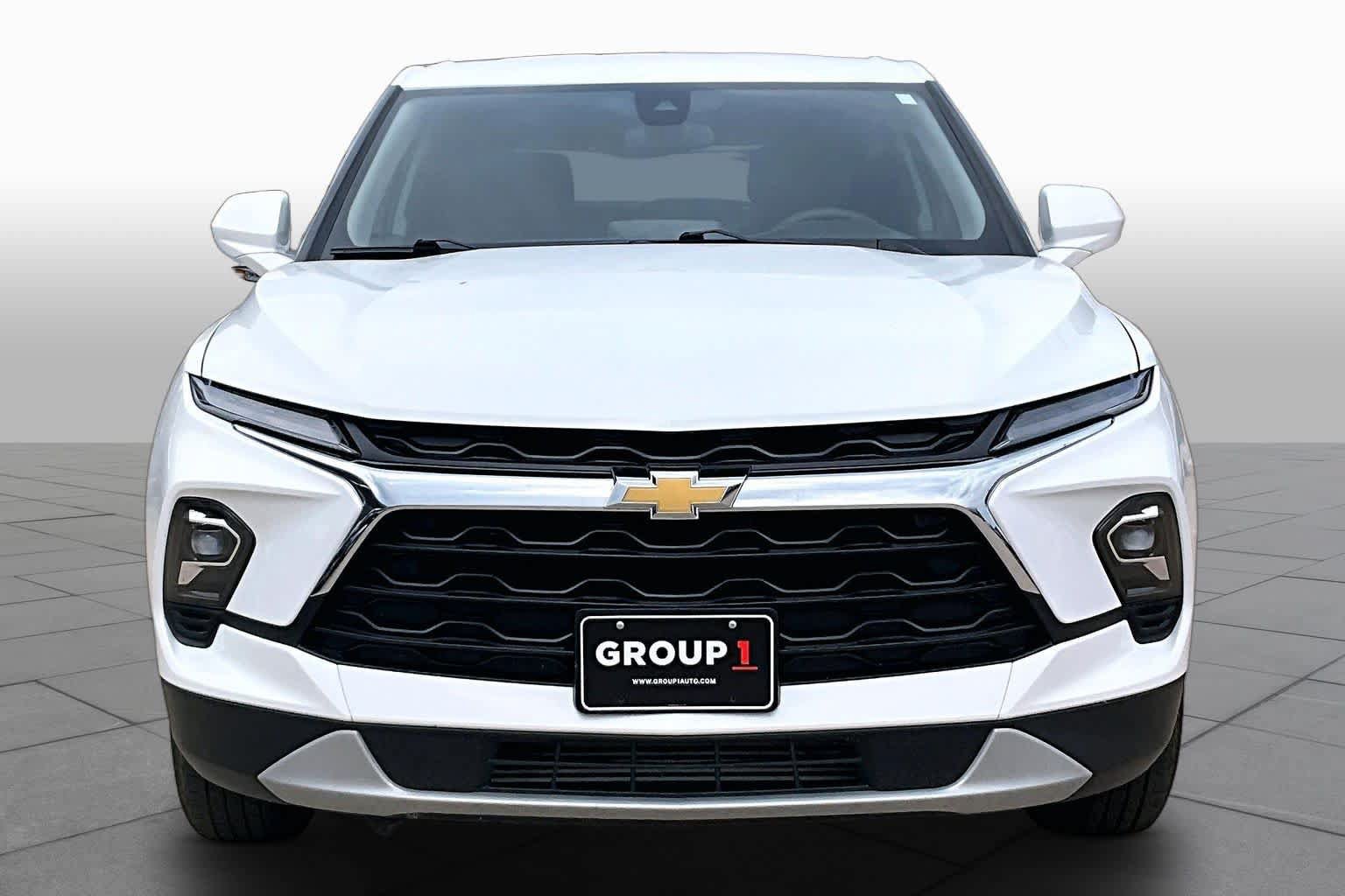 Used 2026 Chevrolet Blazer LT FWD image 4