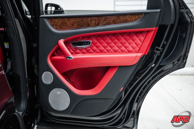 Used 2018 Bentley Bentayga AWD/4WD image 81