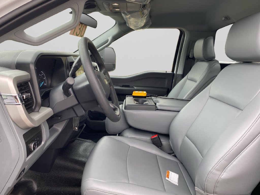 New 2026 Ford F550 4x4 Regular Cab Super Duty image 19