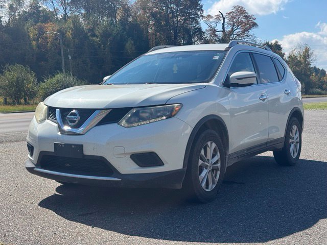 Used 2016 Nissan Rogue SV w/ SV Family Package AWD/4WD image 7