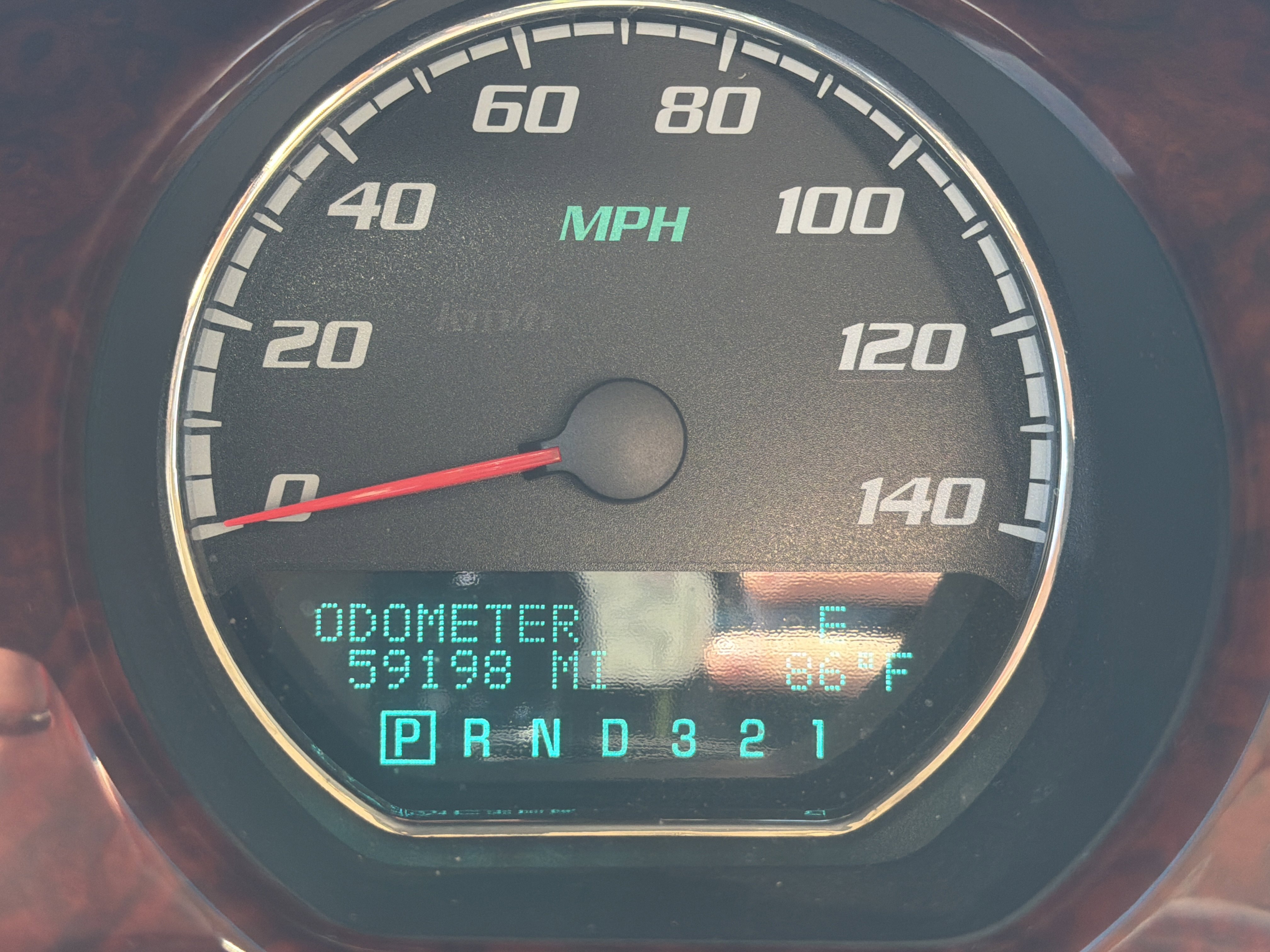 Used 2009 Buick Lucerne CX image 2