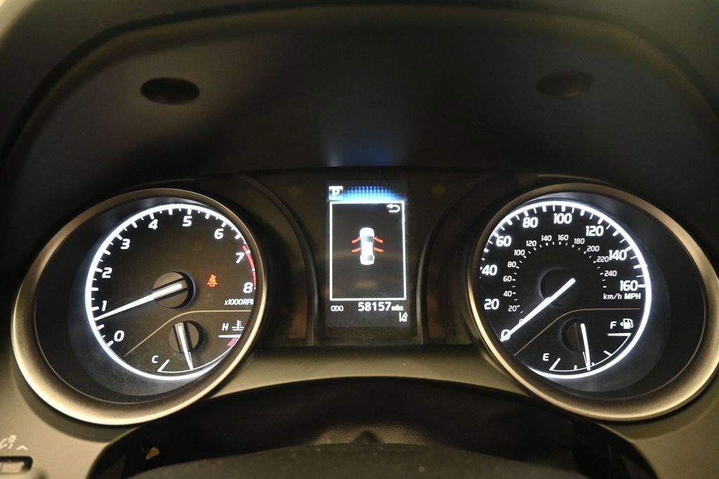 Used 2022 Toyota Camry SE FWD image 19