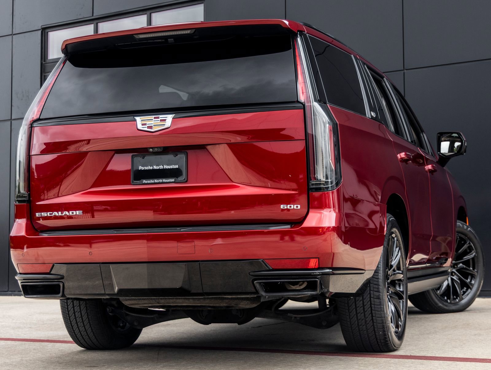 Used 2021 Cadillac Escalade Sport Platinum AWD/4WD image 8