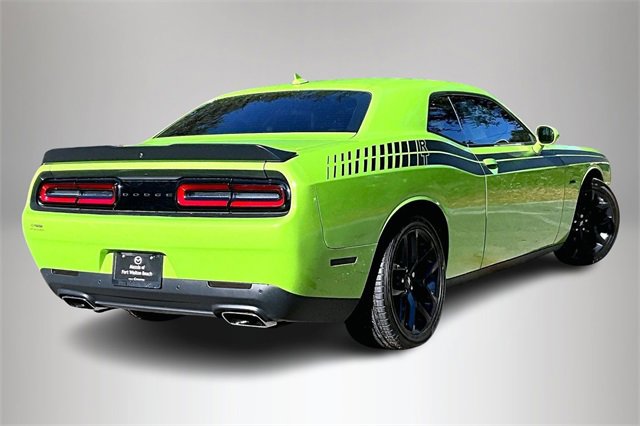 Used 2023 Dodge Challenger R/T w/ Plus Package image 5
