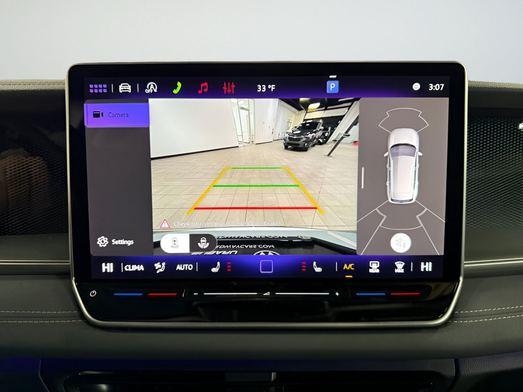 New 2026 Volkswagen Tiguan SE FWD image 14