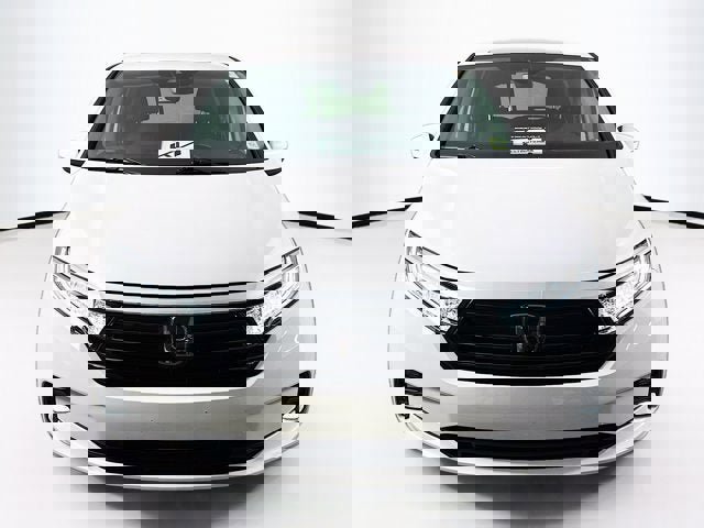 Used 2024 Honda Odyssey EX-L image 2