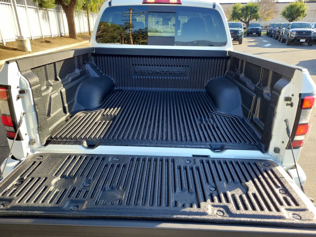 New 2026 Nissan Frontier SV w/ All-Weather Content Package AWD/4WD image 13