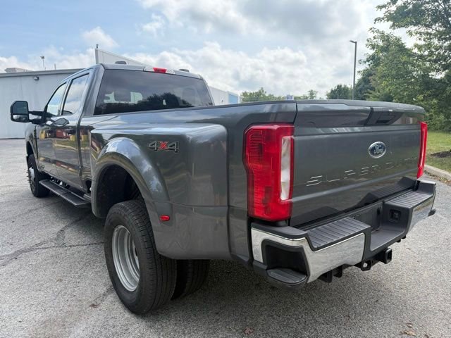 Used 2025 Ford F350 XLT image 5