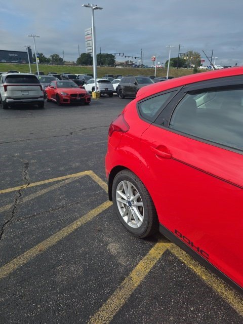 Used 2015 Ford Focus SE FWD image 4