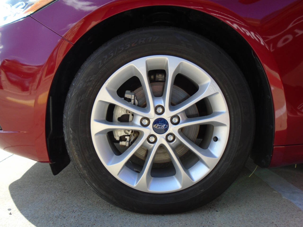 Used 2019 Ford Fusion SE FWD image 27