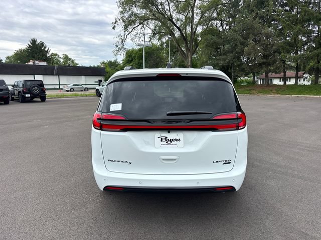 New 2027 Chrysler Pacifica Limited w/ S Appearance Package AWD/4WD image 33
