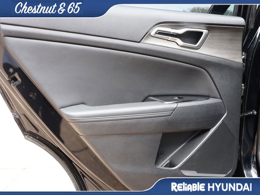 Used 2024 Kia Sportage X-Line w/ X-Line Premium Package image 18