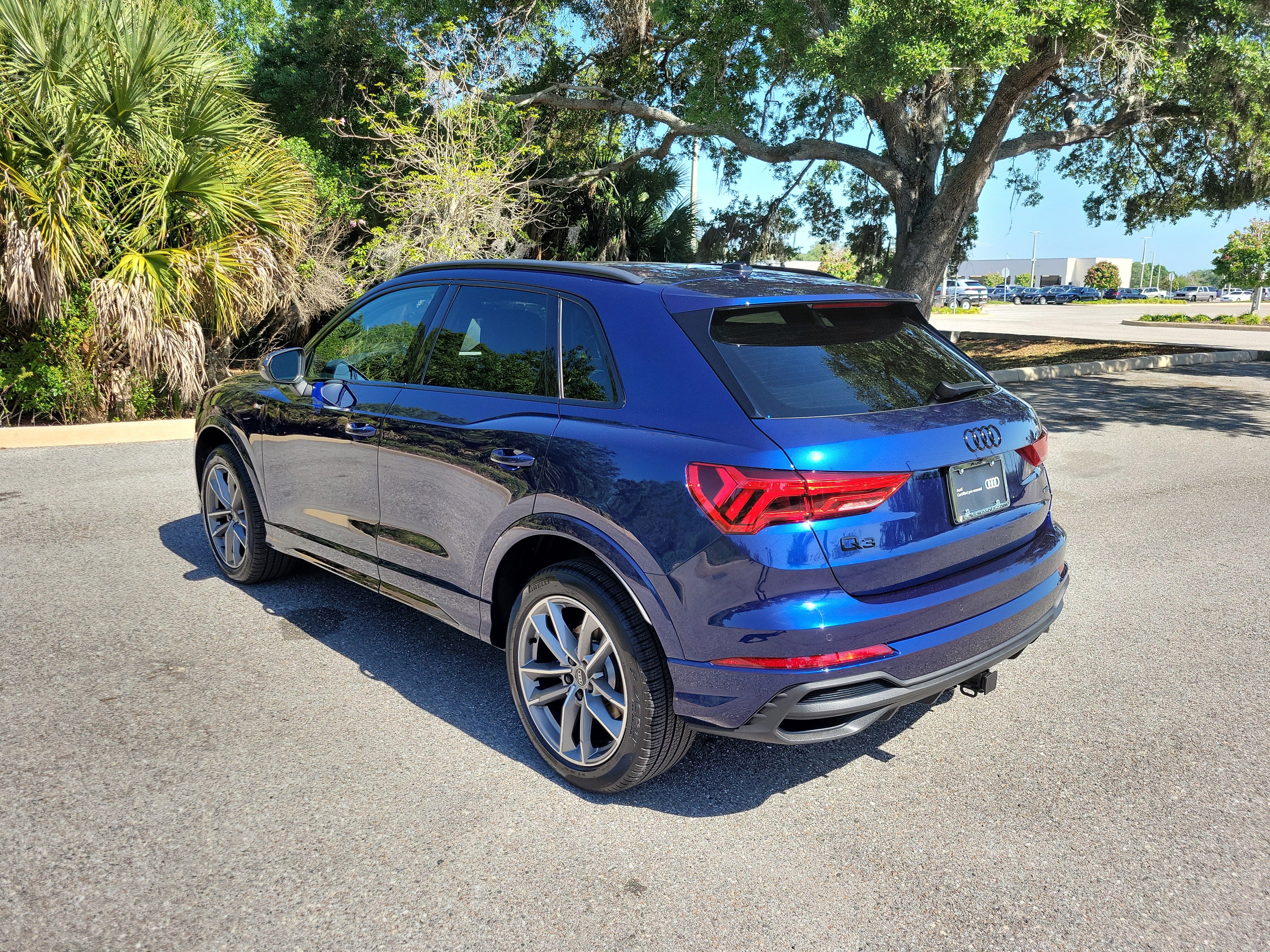 Used 2025 Audi Q3 2.0T Premium w/ Convenience Package image 6