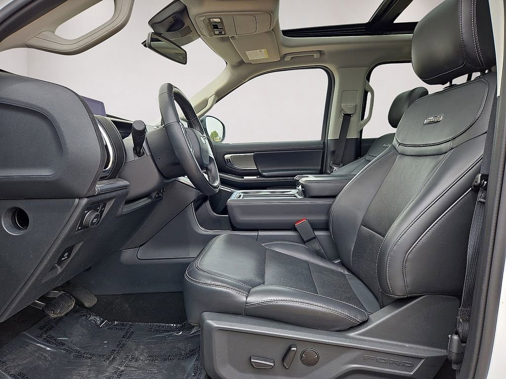 Used 2025 Ford Expedition Max Platinum AWD/4WD image 23