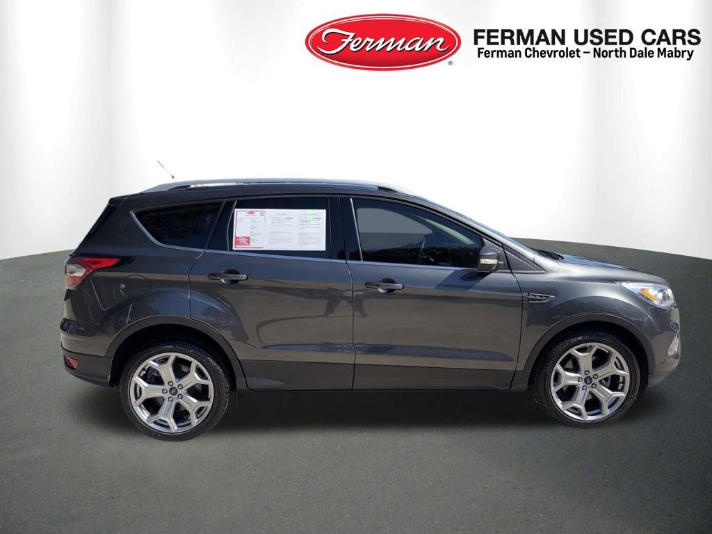Used 2017 Ford Escape Titanium image 2