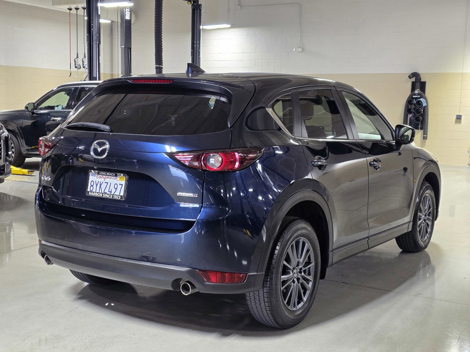 Used 2021 MAZDA CX-5 Touring image 7