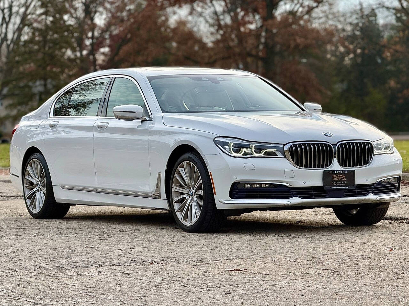Used 2016 BMW 750i xDrive image 6
