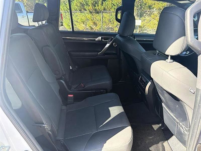Used 2022 Lexus GX 460 Premium image 47