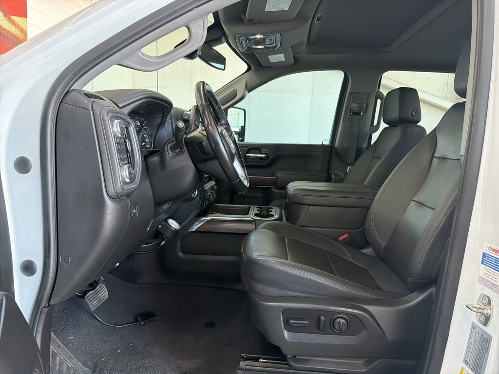 Used 2023 GMC Sierra 3500 SLT w/ SLT Premium Package image 16