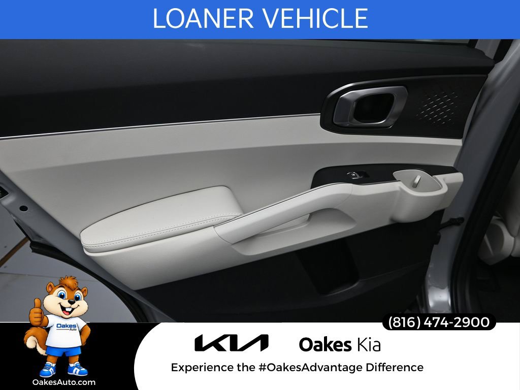 Certified 2026 Kia Sorento S FWD image 27