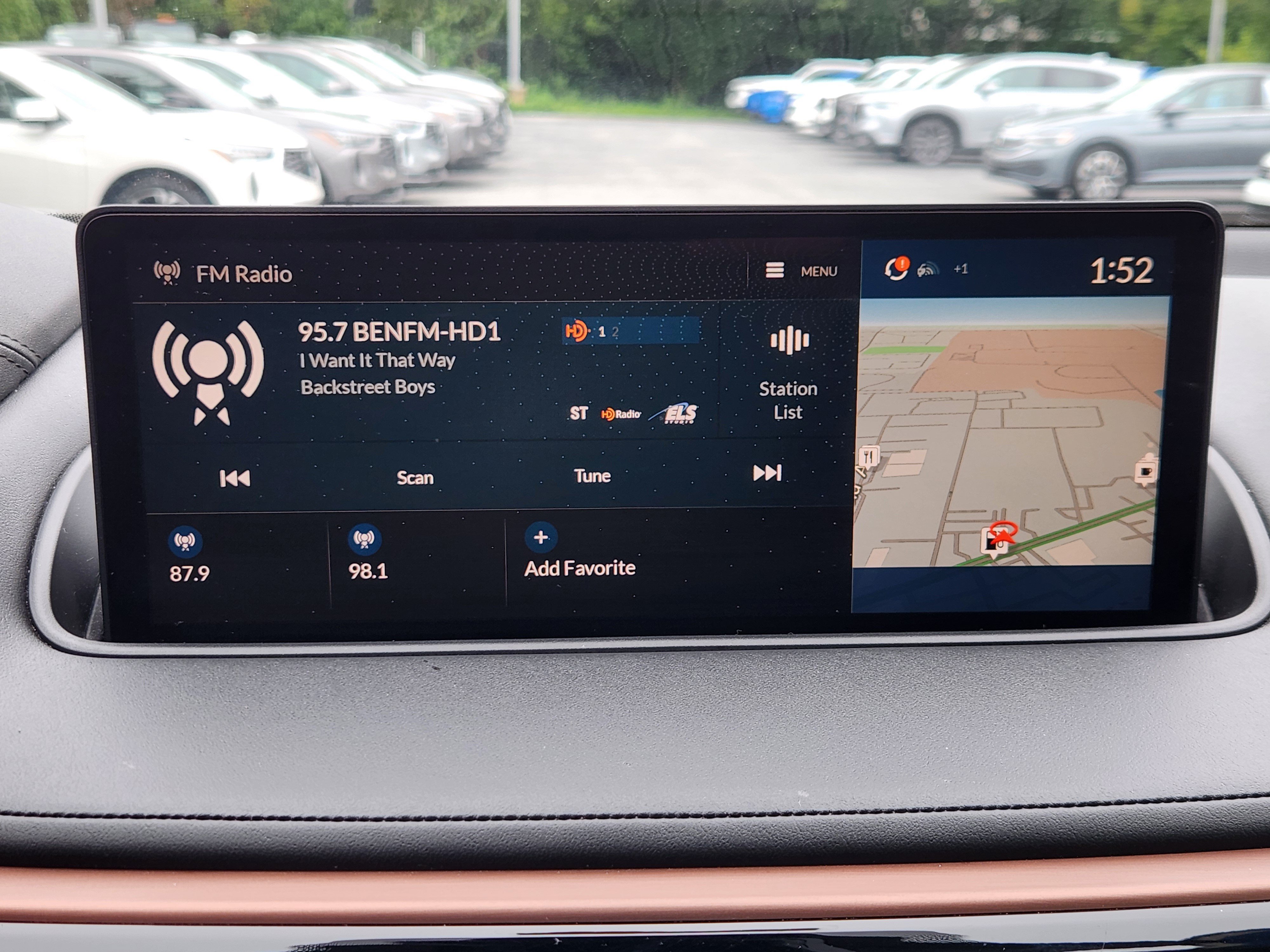 Certified 2024 Acura MDX w/ Technology Package AWD/4WD image 11
