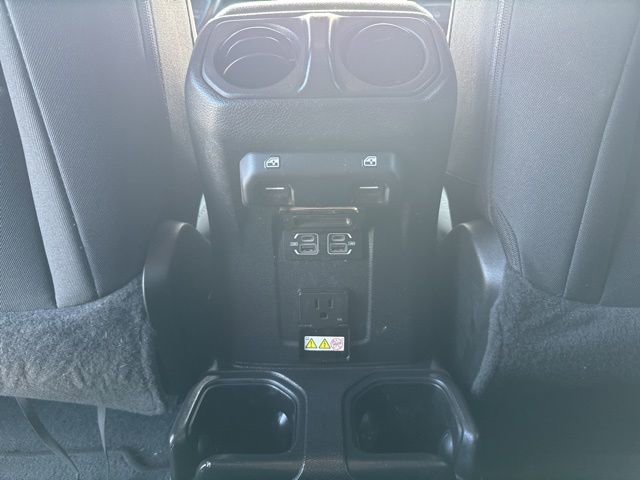 Used 2022 Jeep Gladiator Sport image 13