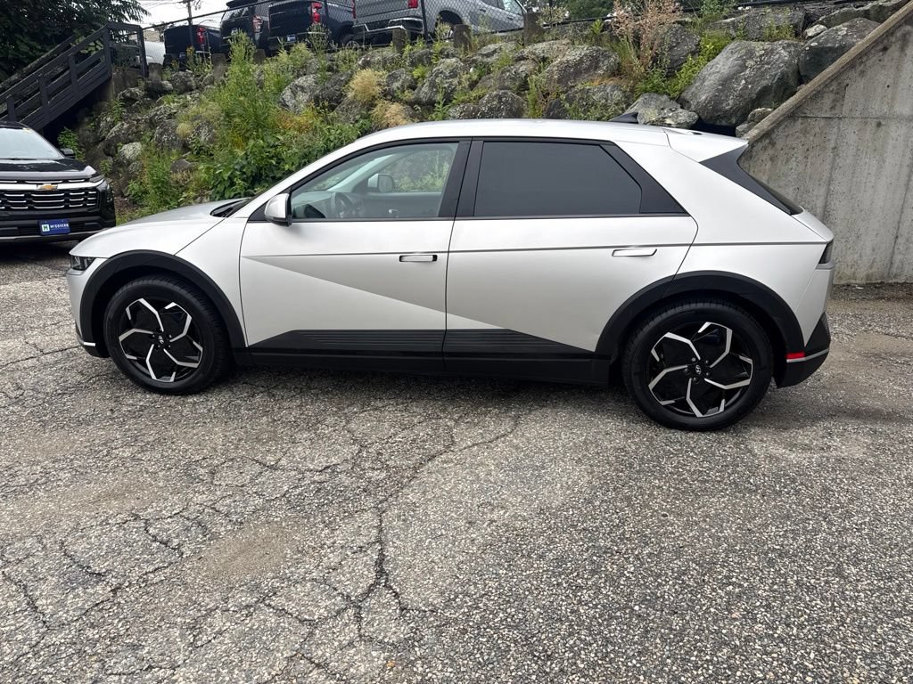Certified 2023 Hyundai Ioniq 5 SEL w/ Cargo Package AWD/4WD image 3