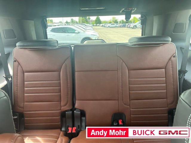 Used 2023 GMC Yukon Denali Ultimate AWD/4WD image 35