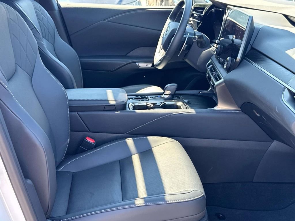 Used 2024 Lexus RX 350 Premium image 9