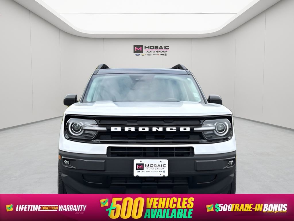 Used 2022 Ford Bronco Sport Outer Banks w/ Tech Package image 2