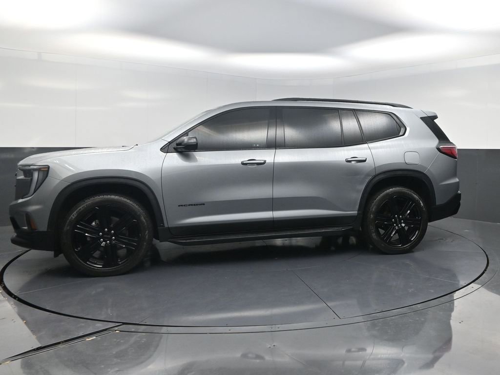 Used 2024 GMC Acadia Elevation w/ Black Edition image 3