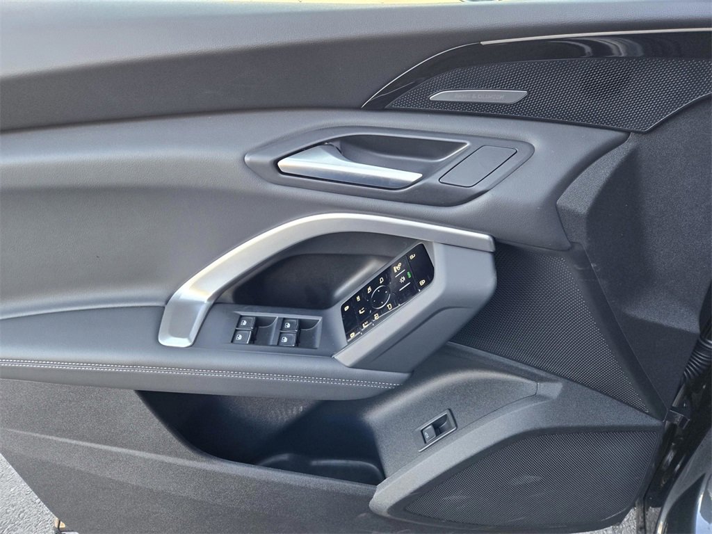 New 2025 Audi Q5 Prestige image 17