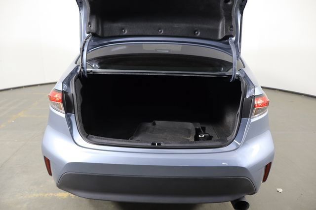 Used 2025 Toyota Corolla LE w/ Convenience Package FWD image 16