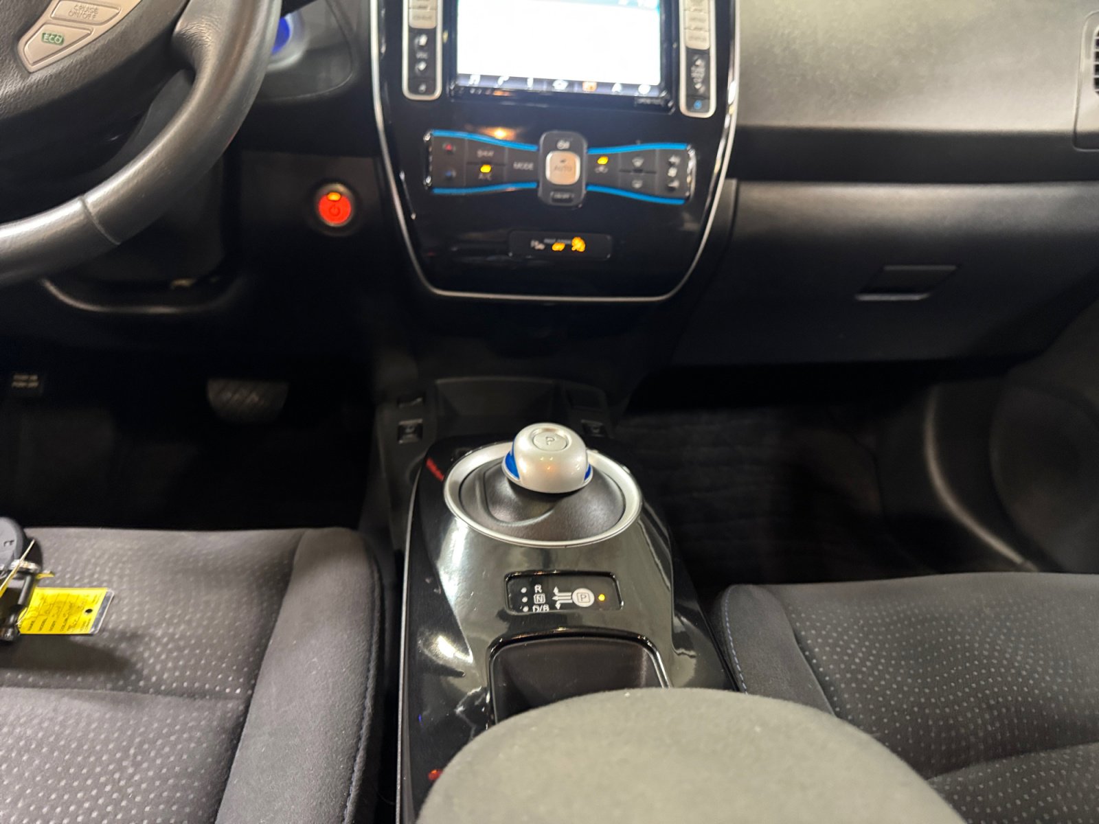 Used 2017 Nissan Leaf SV FWD image 20