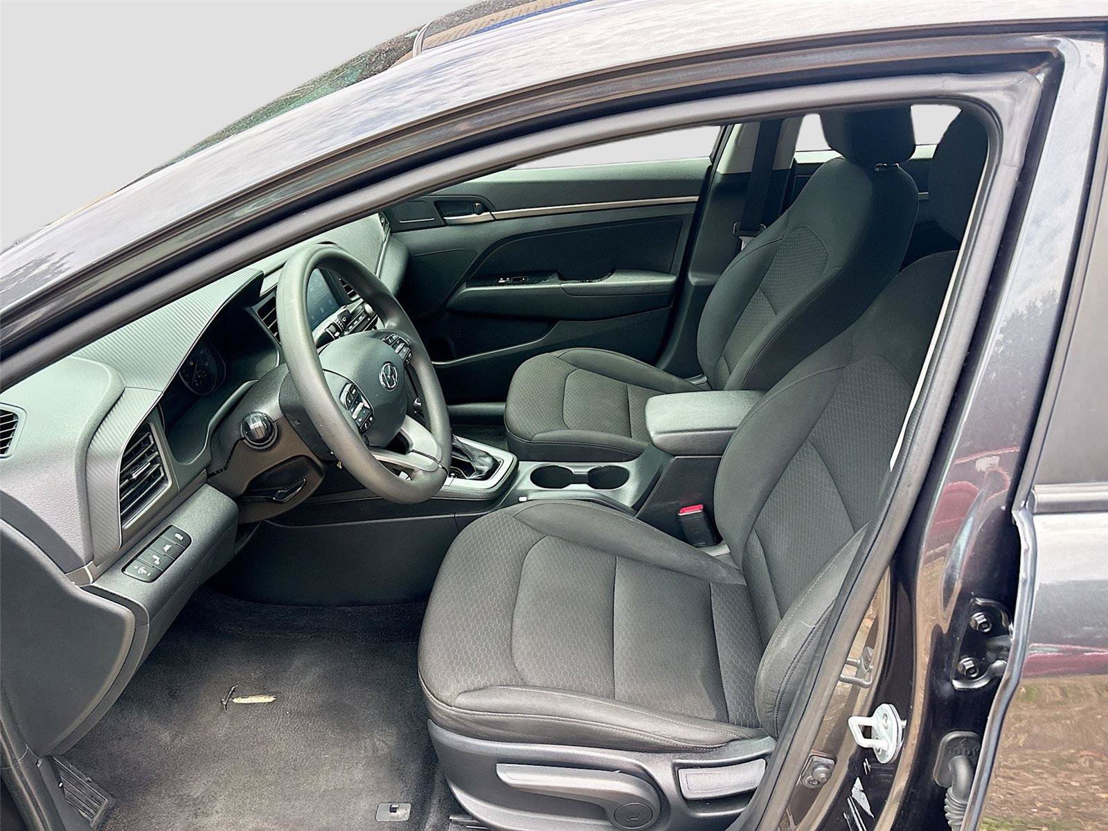 Used 2020 Hyundai Elantra SEL w/ Cargo Package (C1) FWD image 19